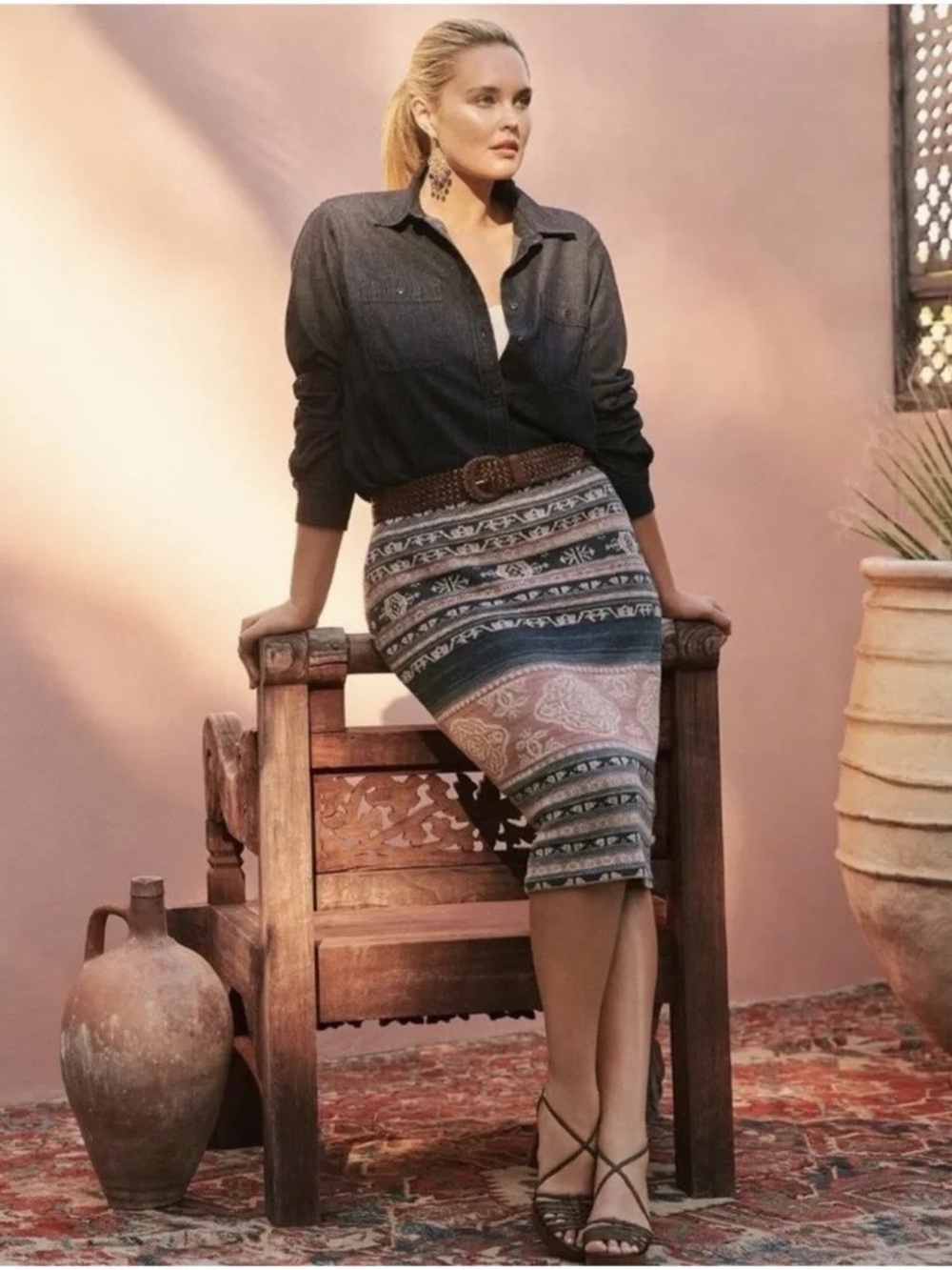 🧵 👛Ralph Lauren Navy and Pink Patterned Pencil Skirt